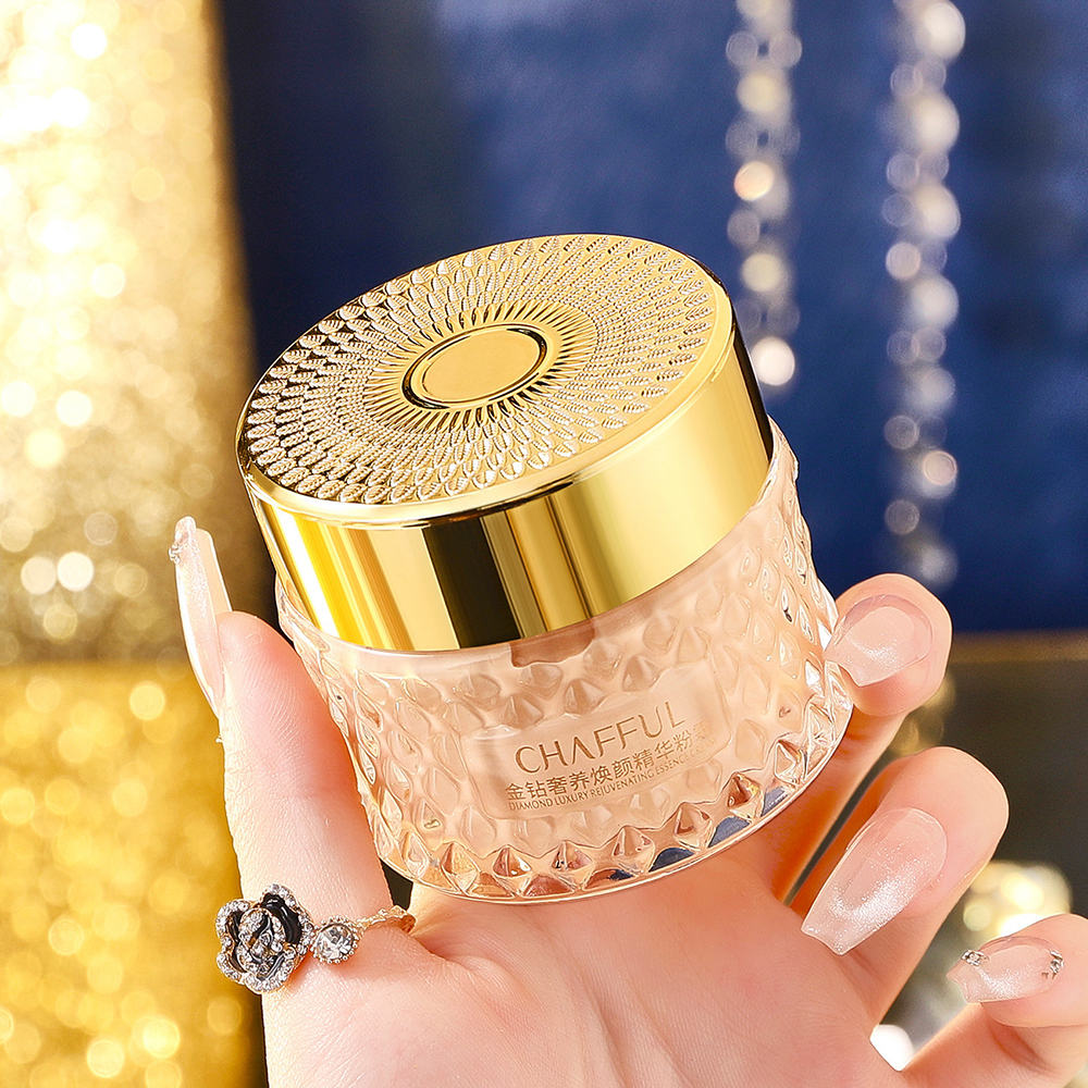 Golden Diamond Luxury Nourishi - مراجعة Luxury Skincare Essence وسعره