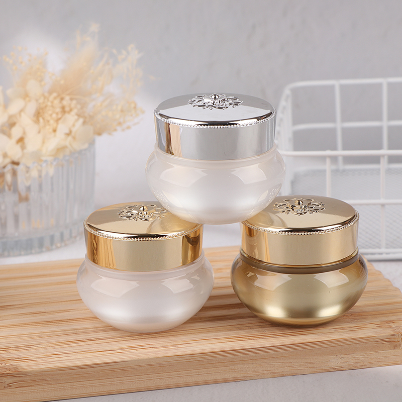 Acrylic Empty Travel Cream Jar - مراجعة Luxury Skincare Bottles وسعره