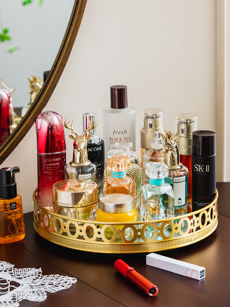 Light luxury mirror brass rota - مراجعة Luxury Skincare Tray وسعره